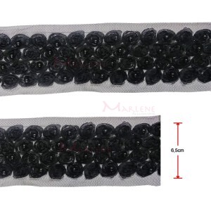 Passamanaria flor 4 fileiras com pérolas preta por metro